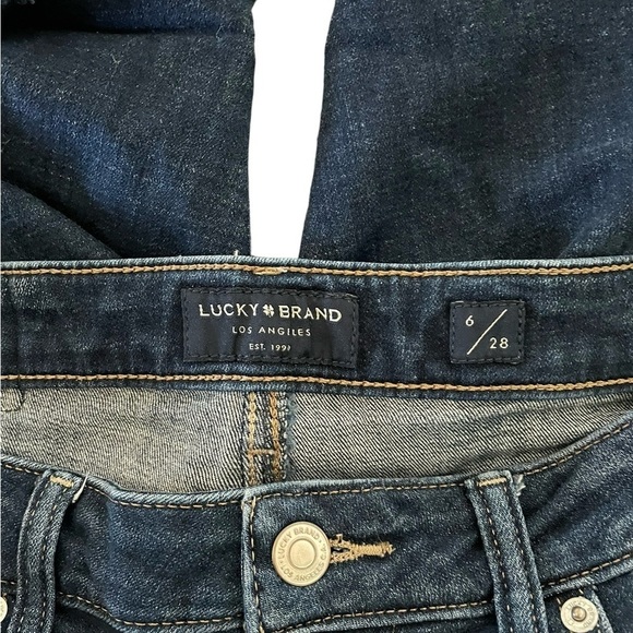 Lucky Brand The Bermuda Shorts Raw Hem Size 6/28 - Picture 4 of 10